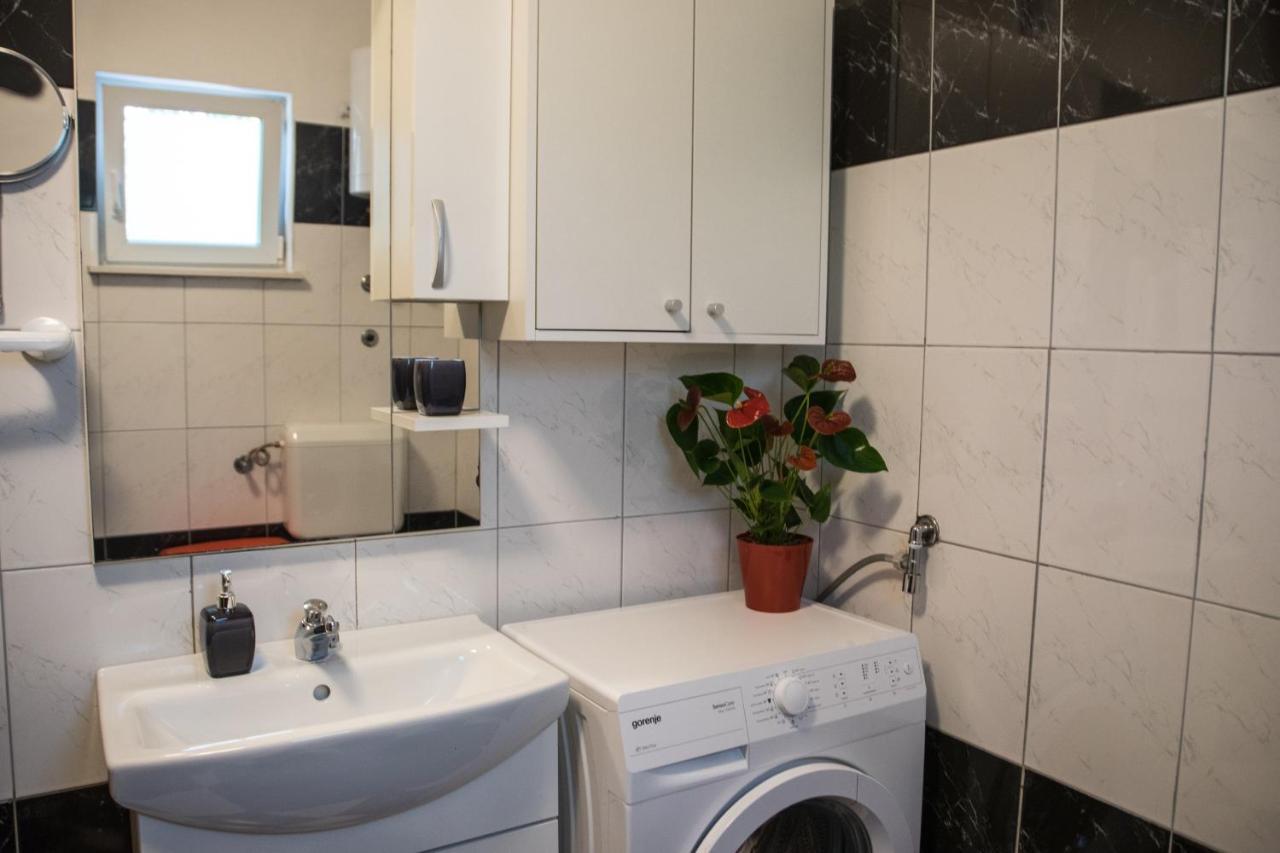 Apartmani M&C Fažana Esterno foto