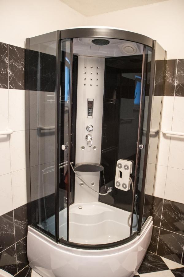 Apartmani M&C Fažana Esterno foto