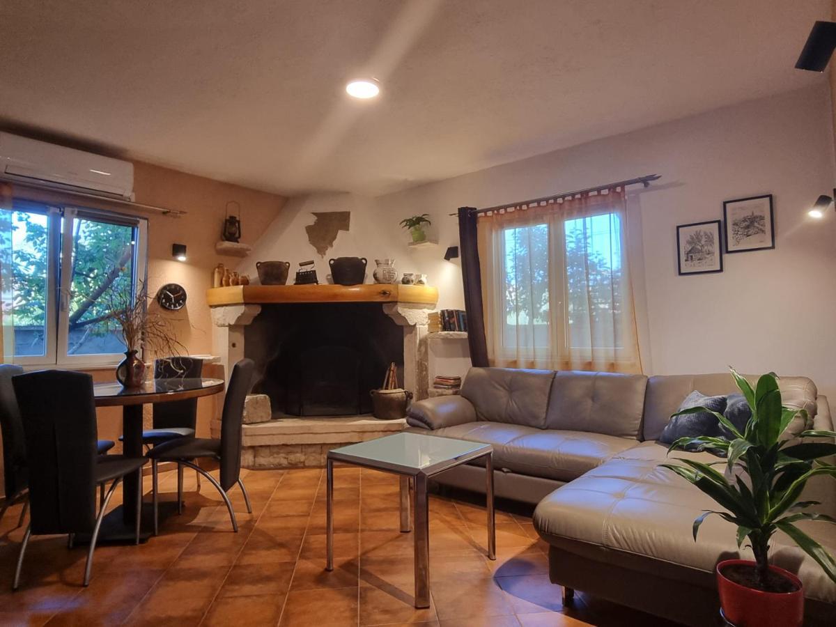 Apartmani M&C Fažana Esterno foto